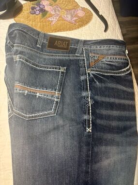 Ariat Men's Dark Faded Blue Relaxed Jeans with Contrast Stitching